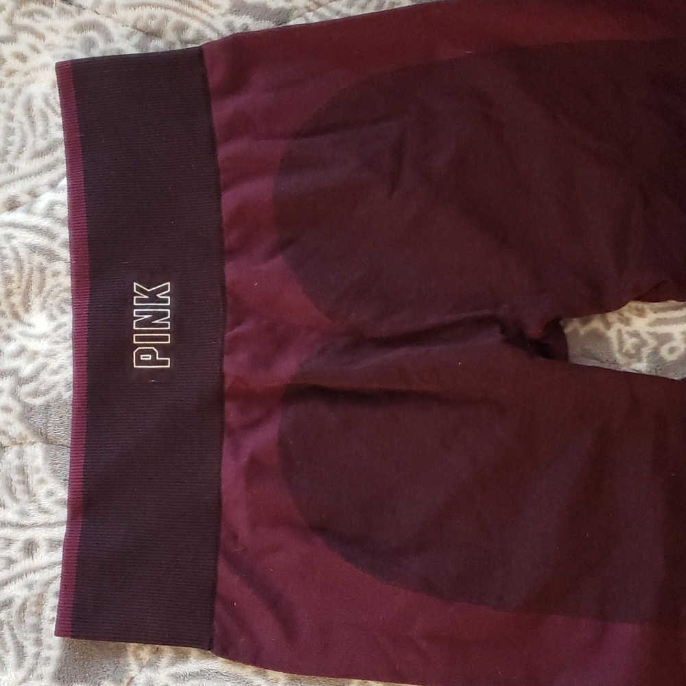 Victoria's Secret Pink dark plum/wine red seamless workout leggings in L.